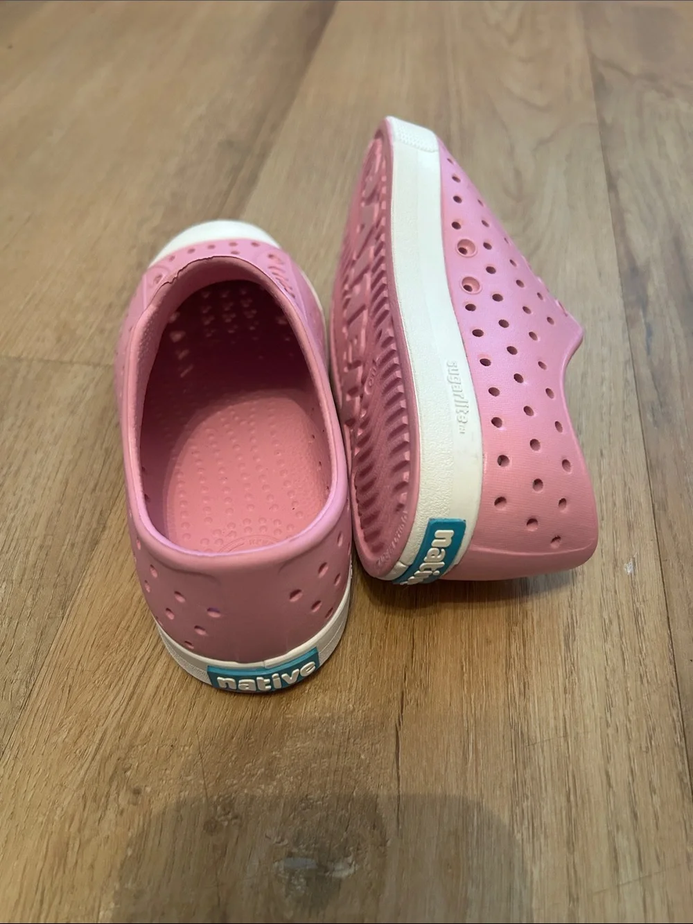 Native Kids Pink Water-Resistant Casual Shoes